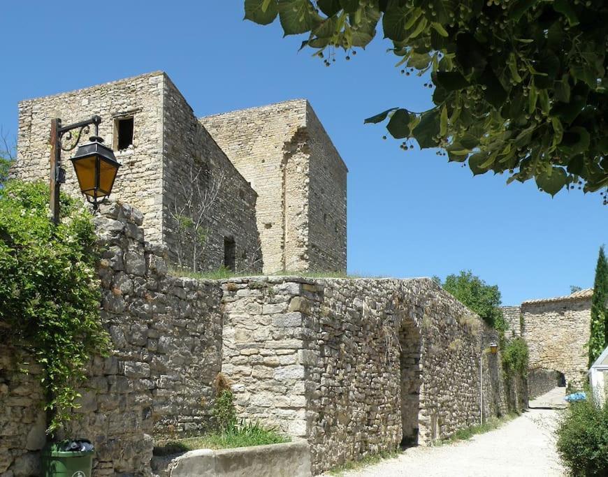 Le mazet Sainte-Jalle, jardin barbecue Extérieur photo