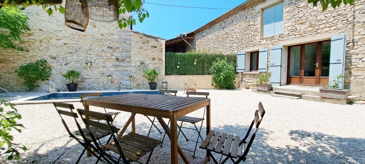 Le mazet Sainte-Jalle, jardin barbecue Extérieur photo